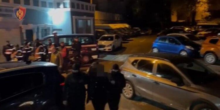 Baza afër Rinasit, ekspertët e huaj siguronin nxjerrjen e kokainës së pastër nga lëkura e lopëve: Detaje nga zbulimi i laboratorit në Qerekë