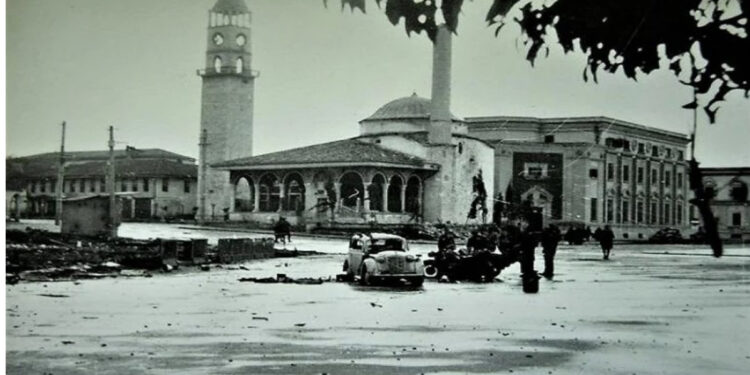 Sot 80 vjetori i çlirimit të Tiranës nga pushtuesit nazistë