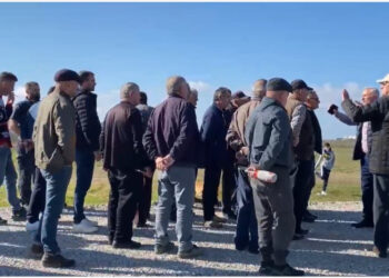 Mbetjet e rrezikshme u depozituan pranë qytetit, banorët e Durrësit ngrihen në protestë