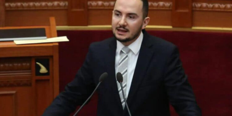 Salianji nga qelia citon Trump: Ngadhënjimi i ish-presidentit tregoi se asgjë nuk është e pamundur!