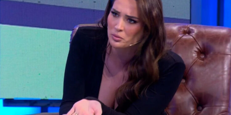 “Më mori 6000 euro dhe s’më hap telefonin”, biznesmeni akuzon Erjola Doçin! Situatë e pazakontë në emision