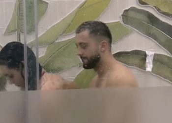 VIDEO/ Gjesti dhe Egli në dush sëbashku, e pabesueshme çfarë i bëri banori