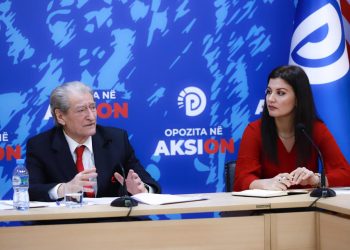Berisha: Rama po blen vota me bonusin elektoral! Ne do vendosim kartën e konsumatorit 450 euro për çdo pensionist