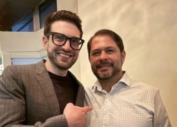 Njësoj si Edi Rama/ Publikohet foto e Alex Soros me djalin e trafikantit meksikan