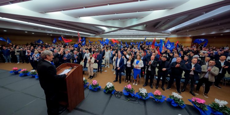 Berisha: Më 11 maj të votojmë për të shpëtuar Shqipërinë nga kthetrat e këtij Pashiqi që nuk ka asgjë shqiptare