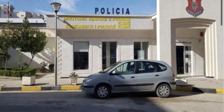 12-vjeçarja bie nga ballkoni i katit të dytë në Vlorë, dërgohet në Spitalin e Traumës