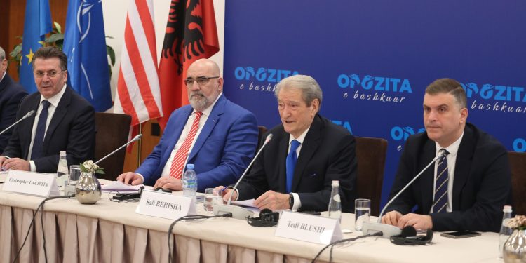 Berisha: Kryearkitekti i fitores së Trump zgjodhi PD-në sepse ne luftuam dhe mbrojtëm vlerat konservatore