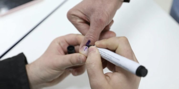 Organizata Demokracia Plus: Ngjyra shënjuese po fshihet lehtësisht, rrit rrezikun për votim të dyfishtë