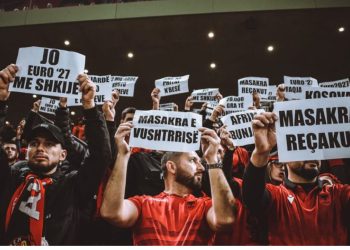 Tifozat Kuq e Zi kundër Euro 2027 me Serbinë: Do t’ju mallkojë historia dhe gjaku i dëshmorëve të rënë për flamur
