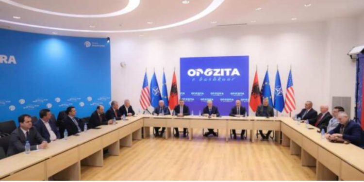 “Dilni nesër në shesh të tregojmë se egzistenca varet nga ne, jo nga një tufë horrash në qeveri”!