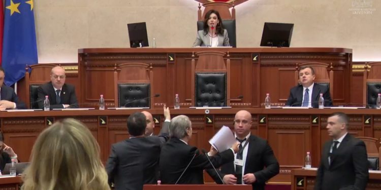 LIVE-Berisha: Të vijë Rama këtu! Po shkon në Durrës t’i mbyllë gojën Veliajt