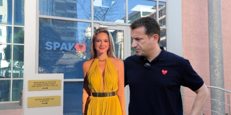 “Tmerr, këtu më vjen për të vjellë, lekët i marrin ata lart”! Çfarë thotë në dosjen Veliaj, kushërira e Bushkës?