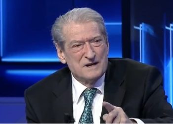 Sa ka kushtuar kontrata me Chris LaCivita? Përgjigjet Berisha: Nuk e fsheh, janë burime financiare të kristalta