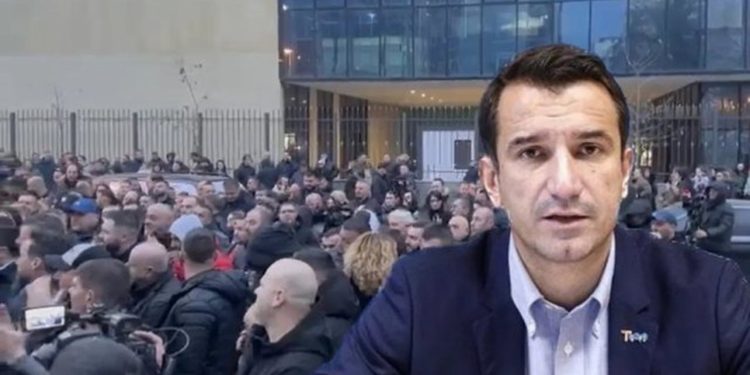 “Qëlluan makinat, ofenduan gjyqtarët dhe prokurorët”! Policia mbron protestuesit e Veliajt: Nuk shkelën ligjin