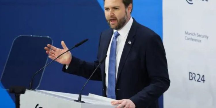 “Të papranueshme”/ DW: Kritika të ashpra për komentet e zëvendës presidentit të SHBA në Mynih