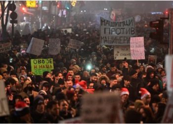 Bllokadat kundër Vuçiç vijojnë pa ndalim, studentët serbë do të bllokojnë një prej qyteteve kryesore për 15 orë