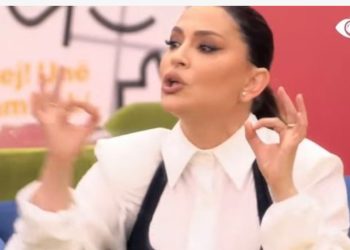 Olta dhe Gerta takohen, Rozana hedh “kunja”: Ti nuk i ke vajtur motrës…