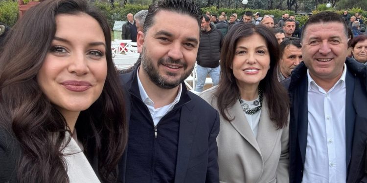 PD takim me shqiptarët e Italisë: Ndryshimi është i domosdoshëm dhe bashkë do ta bëjmë realitet