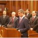 VIDEO/ Kosova shënon sot 17-vjetorin e pavarësisë, ja momenti historik i paraqitjes së deklaratës nga Hashim Thaçi