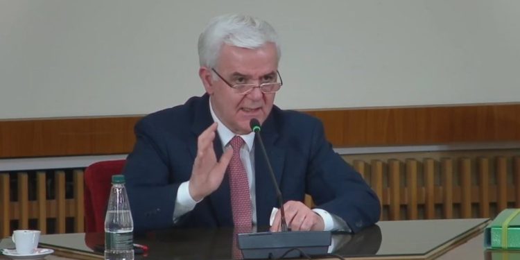 Rama nuk humb kohë/ PS gati ndërhyrjet në drejtësi, komisioni “Xhafaj” propozon një autoritet të pavarur antikorrupsion