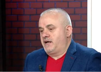 “Rama ia ka vendosur kufirin SPAK-ut”, Hoxha: Veliajn e përcolli si trimat!