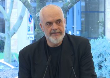 LIVE- Kthimi i ish-Bllokut në zonë këmbësore, Rama: Përfitues edhe bizneset