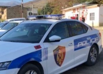 Shpërthim me lëndë plasëse pranë një pallati në Orikum