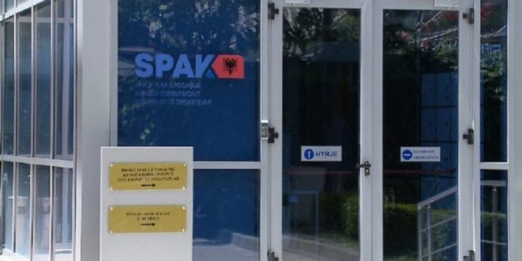 Kryente mashtrim kompjuterik në bursa, sekuestrohen 1.2 mln euro pasuri të 42-vjeçarit