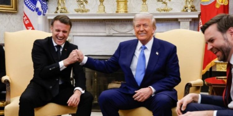 “Emmanuel, përshëndete gruan tënde të bukur…”, Macron fliste frëngjisht sa herë nuk binte dakord me Trump