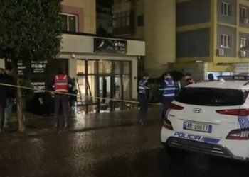 Lezhë/ Shpërthim me tritol në zyrën e noterit Fran Gjoni, vëllai i ish-gjyqtarit Gjin Gjoni