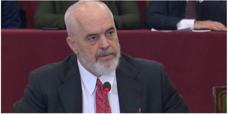 “I ke të gjithë ministrat në burg”, Rama ironizon Bashën: Numëroni mirë, ju ka bërë Luli të gjithëve analfabetë aritmetikë