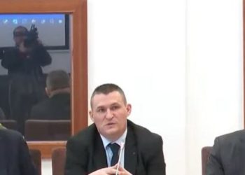 “Nuk do pranoj më arrestime pa gjyq”/ Altin Dumani i përgjigjet Ramës: Përpjekja për ta quajtur SPAK institucion represiv është e dështuar
