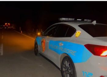 Gjendet i pajetë në rrugë një person në zonën e Astirit, detajet paraprake