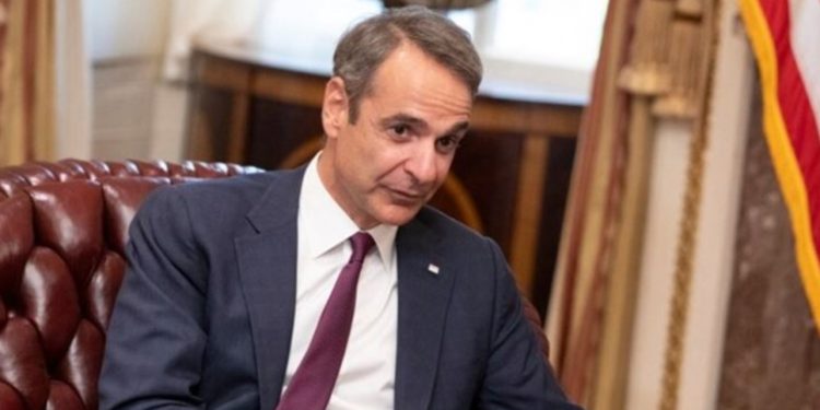 Dy vite nga tragjedia e trenave, Mitsotakis: Pamë fytyrën më të shëmtuar të vendit