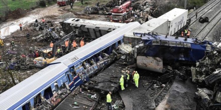 Përplasja tragjike e trenave në Tempi shkaktoi 57 viktima, kush ishin gjashtë shqiptarët që humbën jetën në aksident