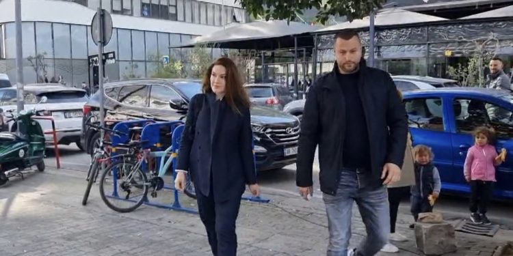 Pas Veliajt, SPAK merr në pyetje Ajola Xoxën