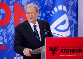 Aleanca për Shqipërinë Madhështore/ Berisha: Vërtet dhamë 8 vende të sigurta, por ato 26 parti përfaqësojnë një të tretën e elektoratit