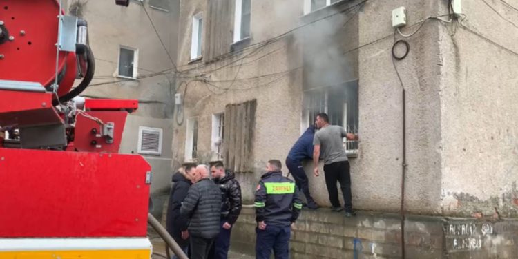 Digjet banesa në Bulqizë, lëndohet rëndë i moshuari