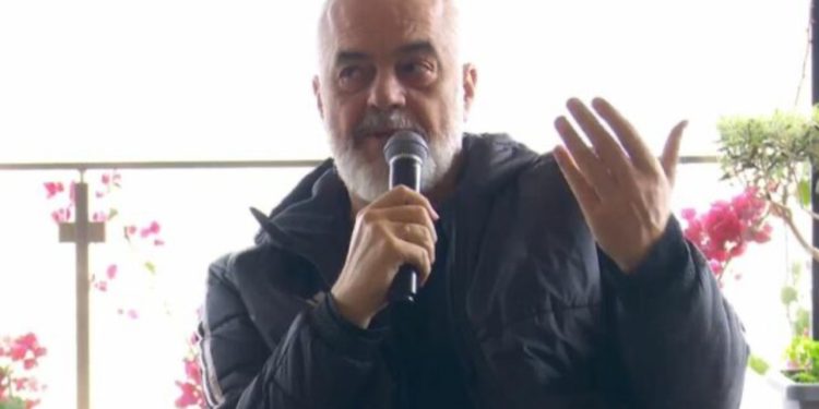 “Çfarëdo investimi të bëni sot, pas disa vitesh do t’u kthehet në mirësi,” Rama në Sarandë: Me hyrjen në BE, vlera e pronës rritet dyfish menjëherë!