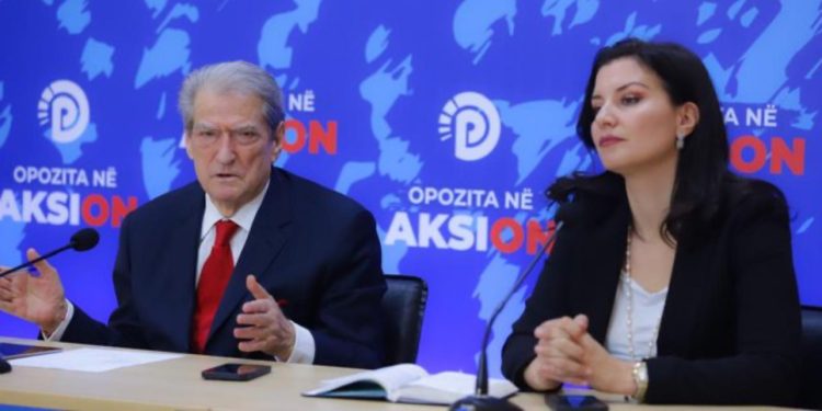 Berisha: Chris LaCivita është në aktivitet të plotë, kemi komunikim të përditshëm me të