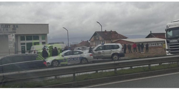 Tronditet Kosova/ Pronari i biznesit vret punonjësen dhe veten