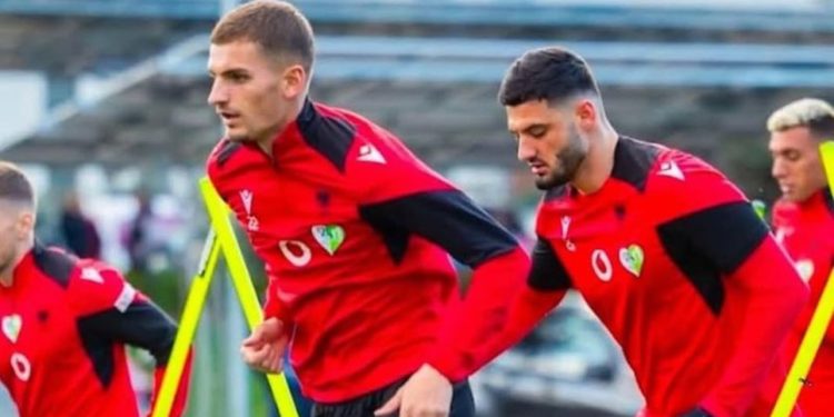 Silvinjo lë jashtë tre lojtarë për duelin ndaj Andorrës, ja cilët janë