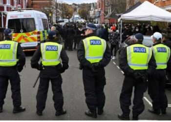 Futën ilegalisht me kamion në Britani një grua dhe një fëmijë 6 vjeç, arrestohet shoferi dhe dy shqiptarët