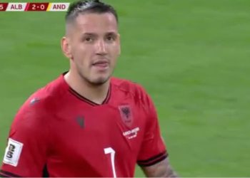 GOOOOOOL/  Manaj realizon golin e dytë për Shqipërinë