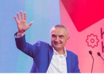 Feston ditëlindjen, Meta reagon nga burgu: Faleminderit!