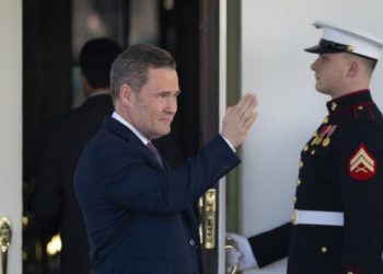 “Është një idiot i ndyrë”/ POLITICO: E ardhmja e Mike Waltz është në rrezik pas rrjedhjes aksidentale të planit të luftës