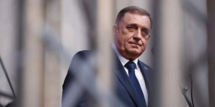 Si arriti Milorad Dodik të arratisej nga Bosnje dhe Hercegovina?