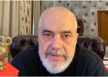 “Do merrni Noc Rrokun!” Rama-komentuesit: Më 11 maj kam frikë se do zhgënjehesh, tifozllëkun ke kohë ta bësh