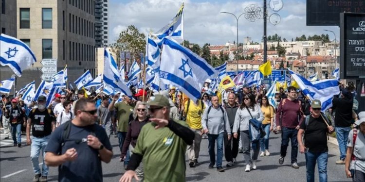 Mijëra protestues izraelitë kundër qeverisë së Netanyahut
