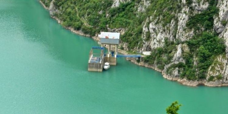 Bovilla pa monitorim/ Nga çarja e një masivi shkëmbor tek sistemet e alarmit, KKMD kërkon ndërhyrje